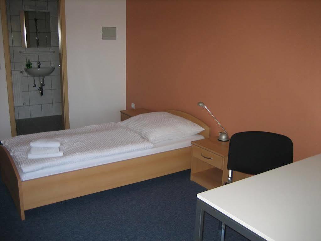 Messe Motel Laatzen Dış mekan fotoğraf